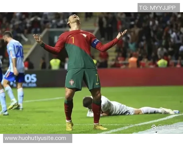 C罗专访观看次数突破450万创年度体育采访新纪录引发热议 C罗专访观看次数突破450万创年度体育采访新纪录引发热议